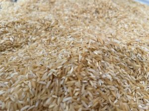 برنج قهوه ای برای چه کسانی مناسب است؟