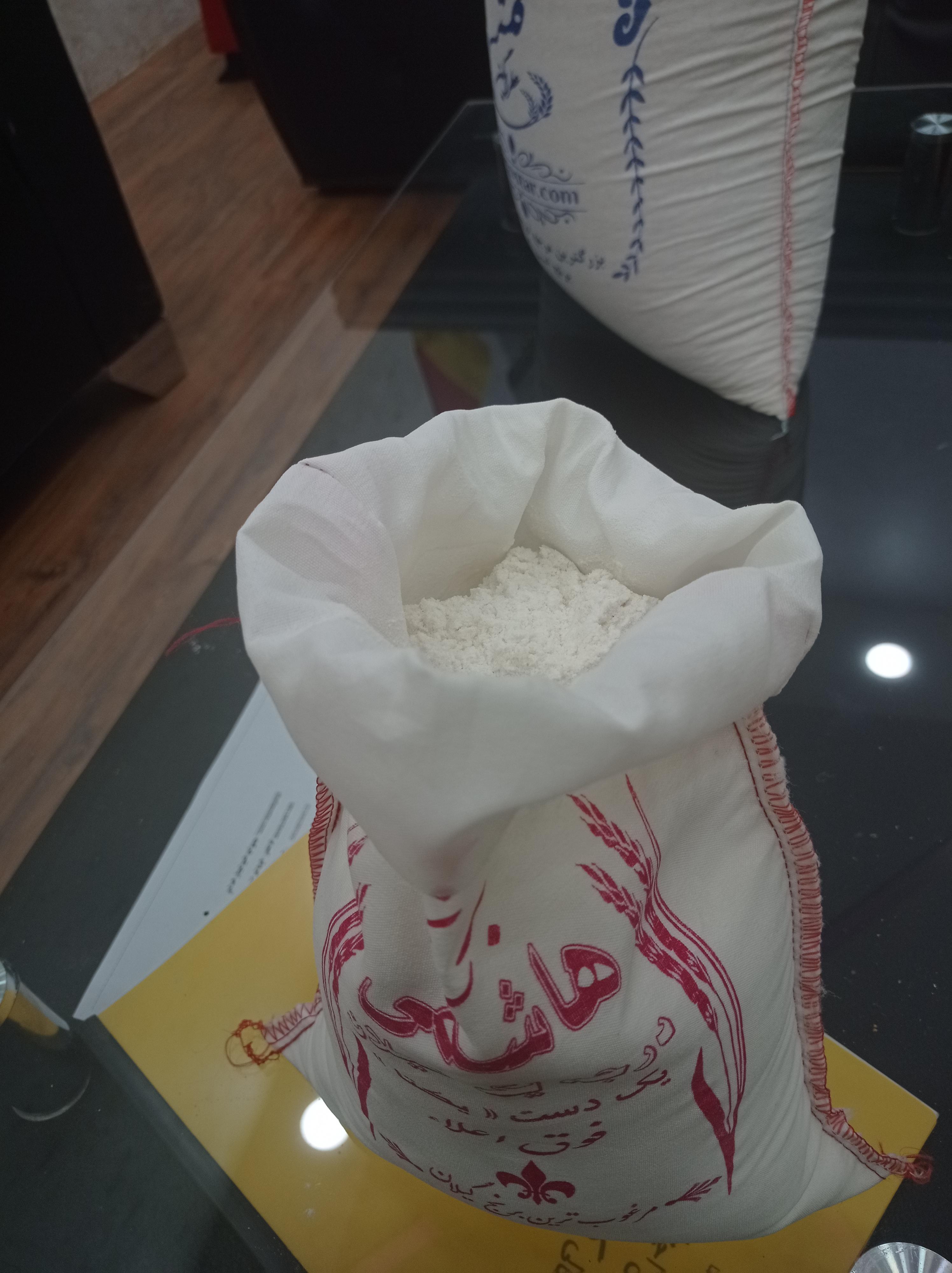 خرید آرد برنج هاشمی عطرآگین- قیمت امروز
